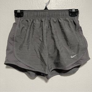 Nike Women's Size XS Dri-FIT Tempo Mid-Rise Brief-Lined Running Shorts Gray